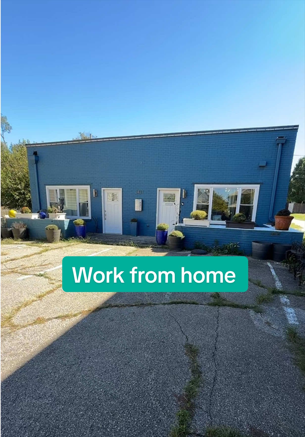 @FindALotToLove. Indy Realtor