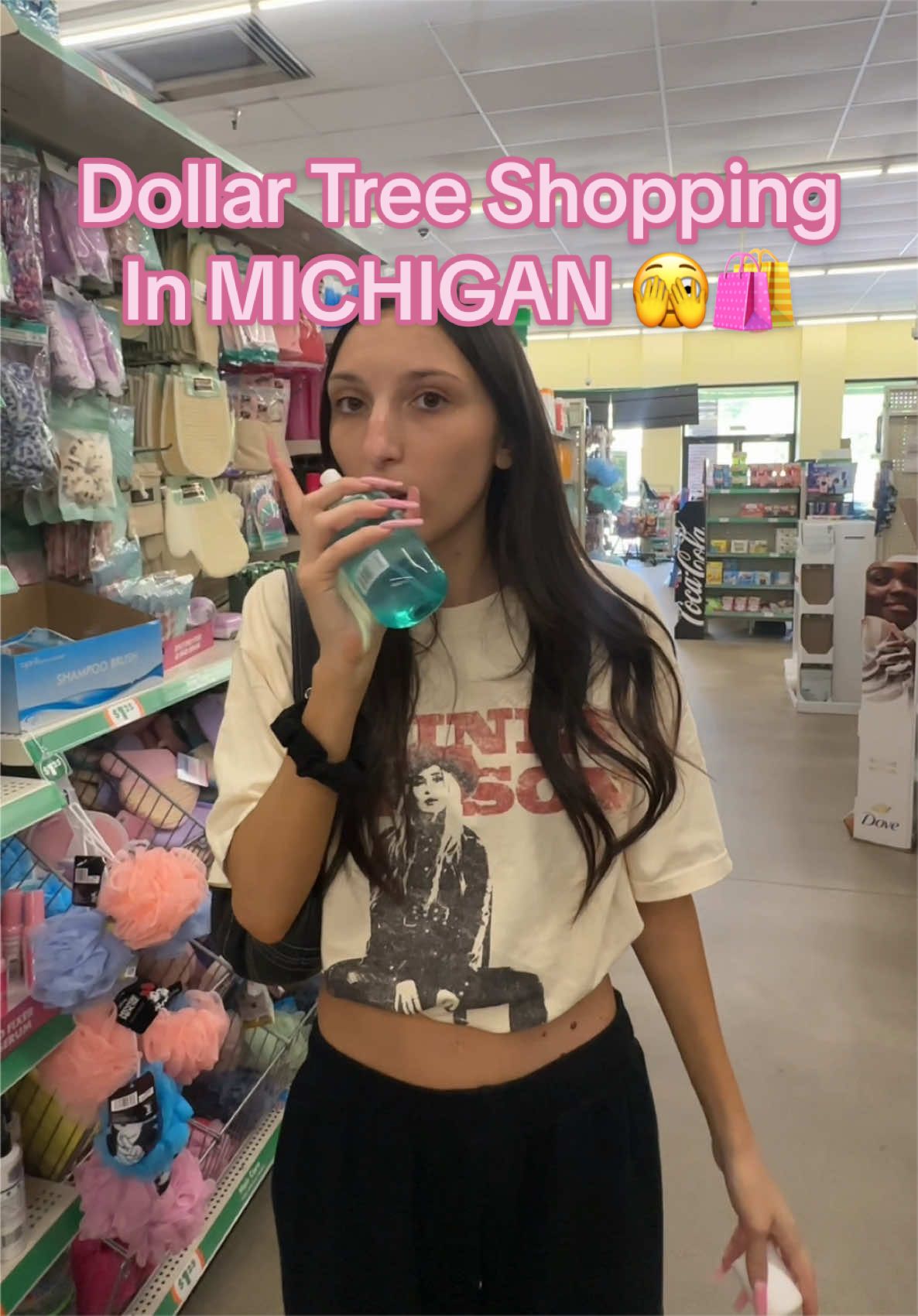 @ItsAlexisSimone