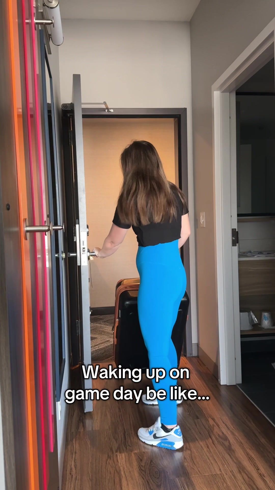 @Nicole