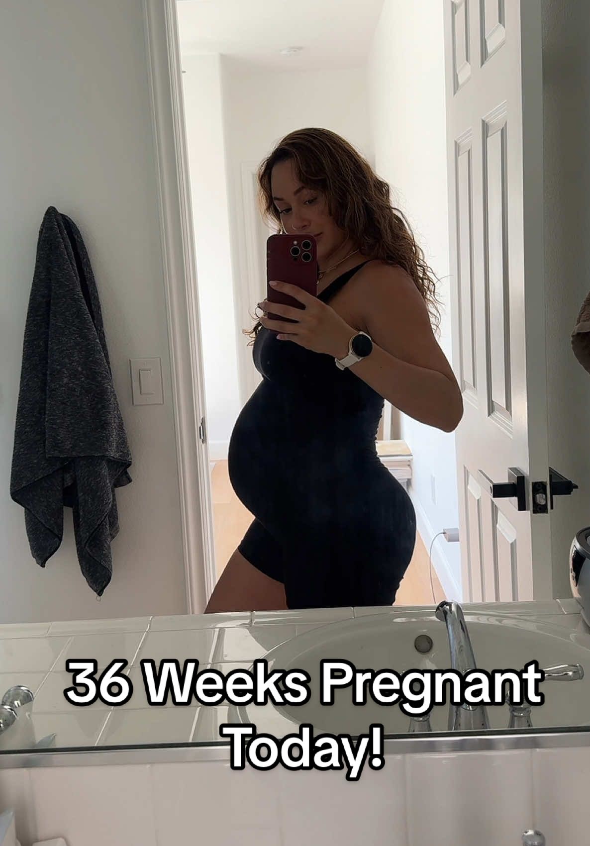 @Ana Cheri