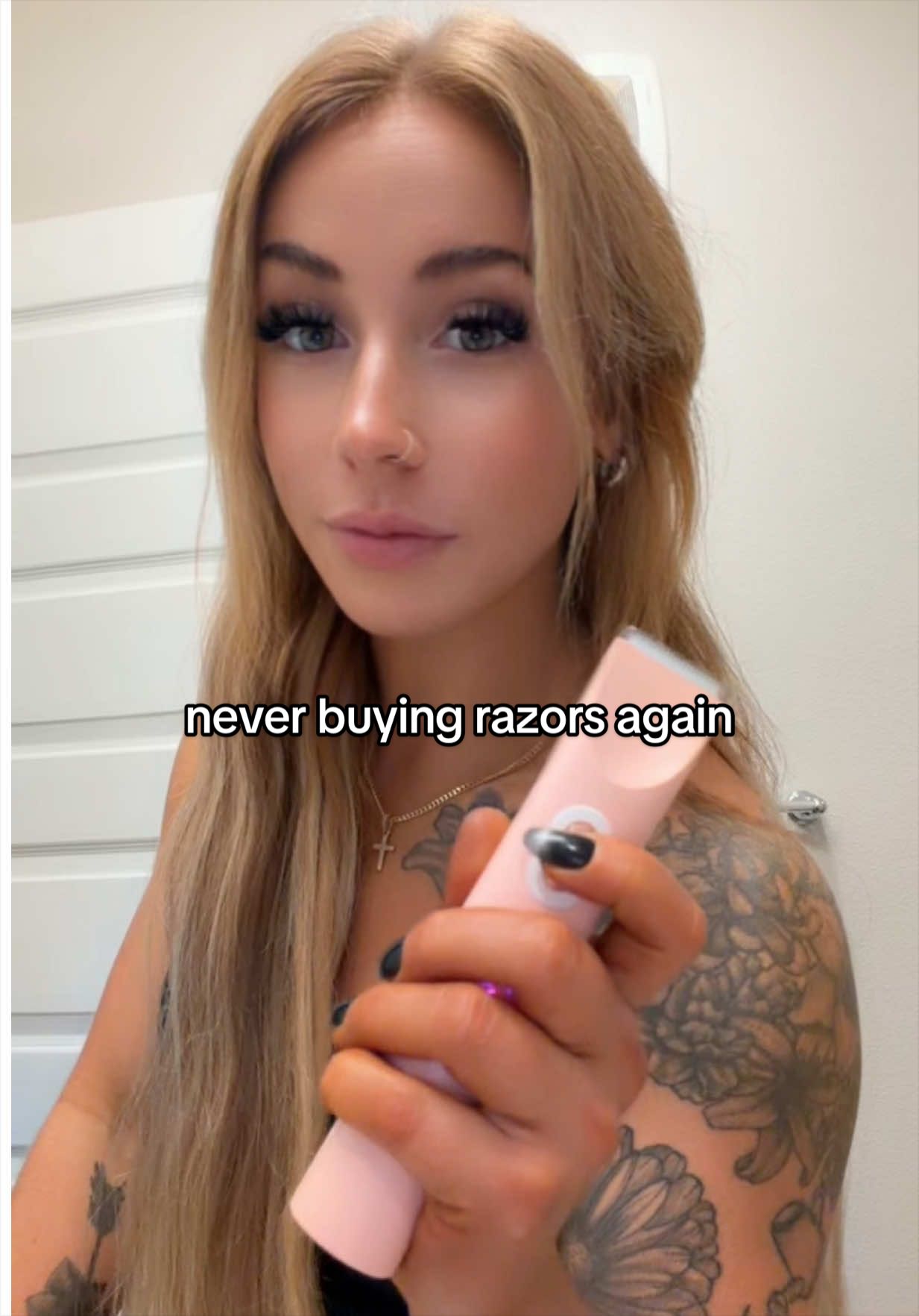 @Hol