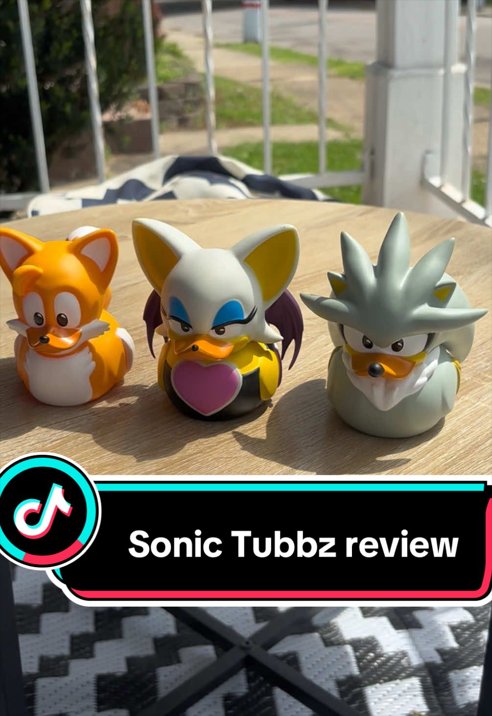 @ActionfigureStories + Sonic