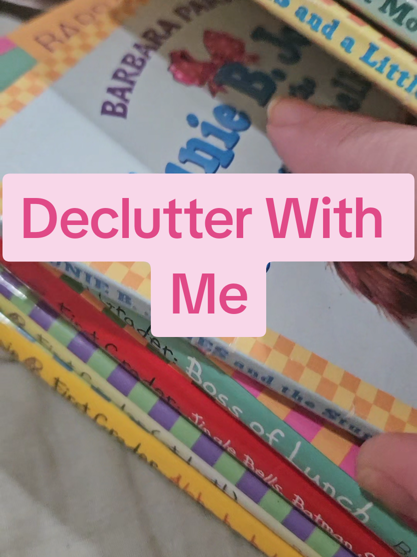 @Books & Girly Things 🎀🩷