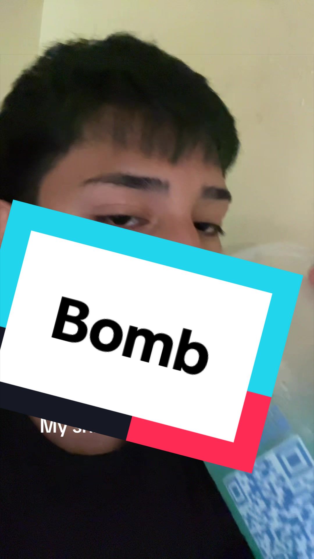 @￼
