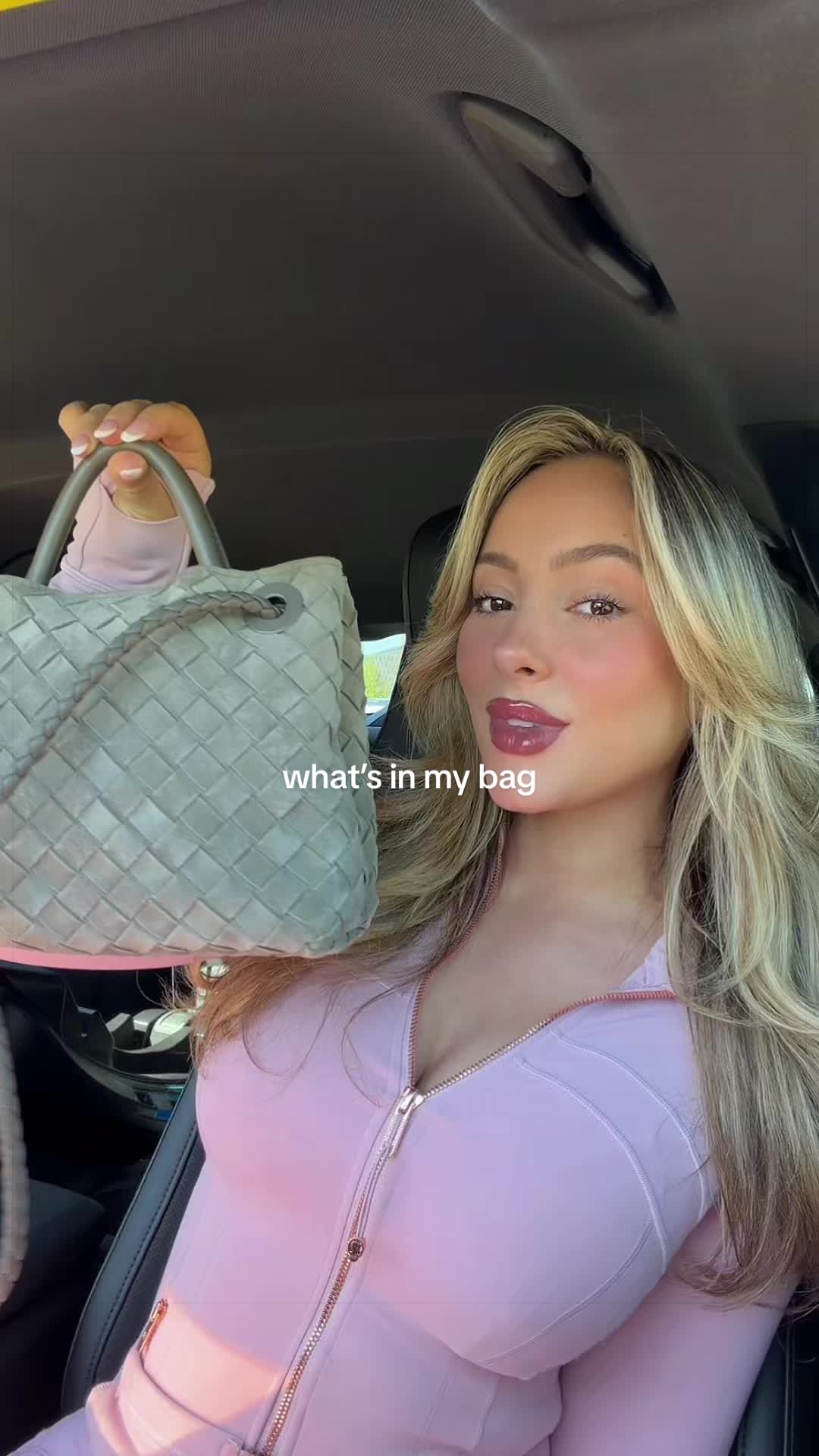 @itsgabbifarias