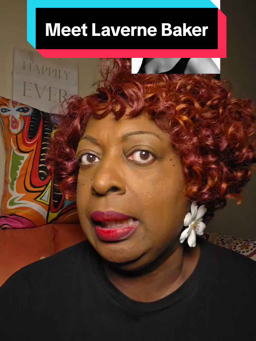 @UnstoppHERble (Sharon)