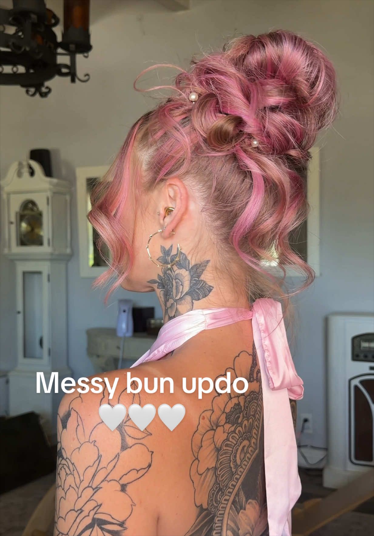 @Megan&ensp;Renee