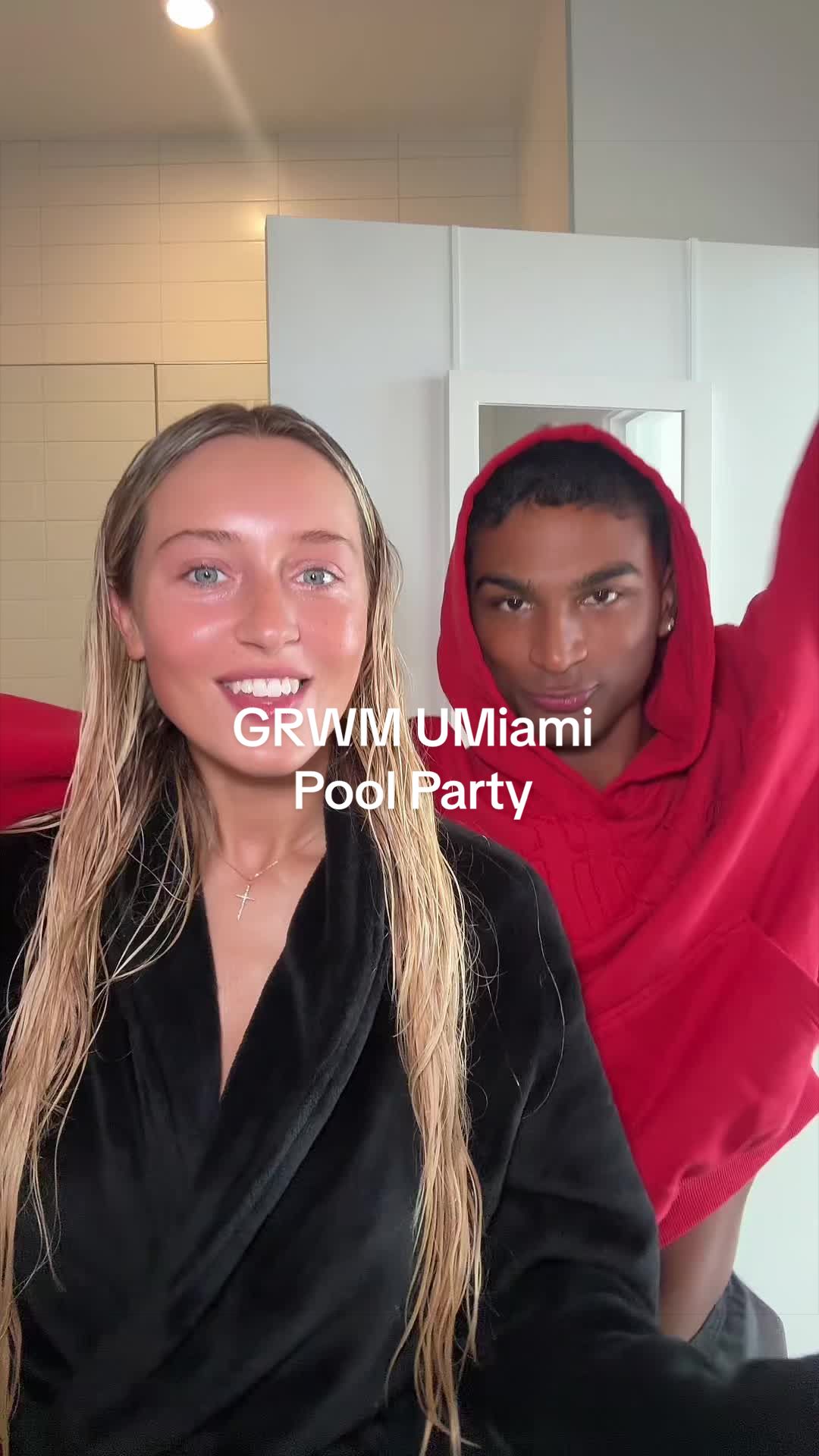 @Bella
