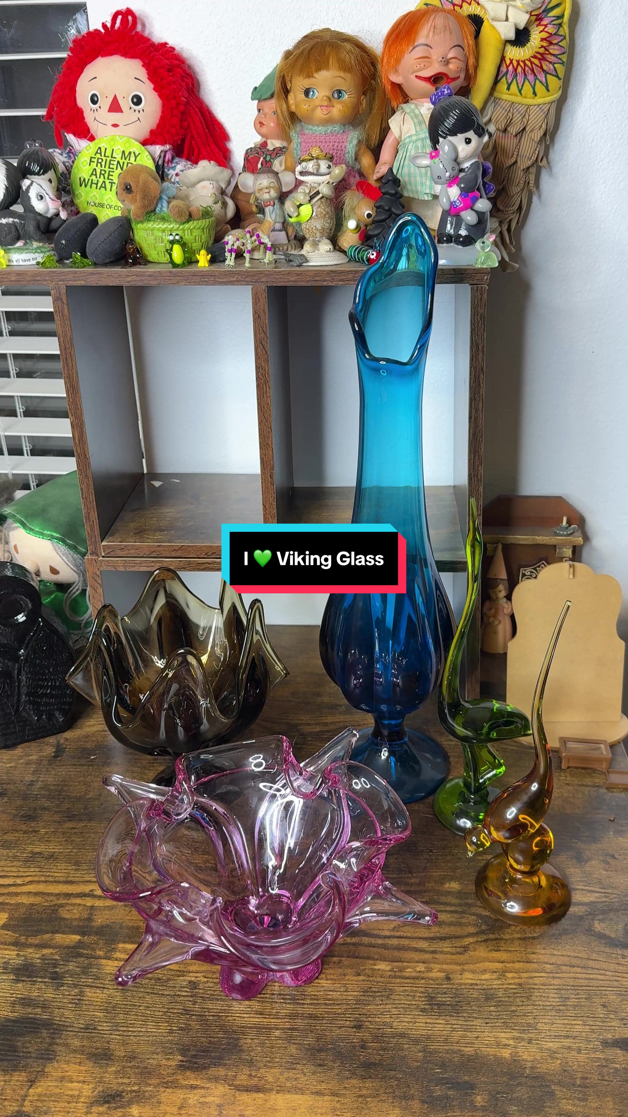 @GlowinglyVintage