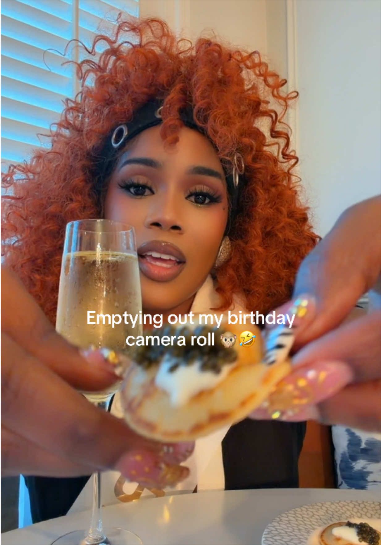 @Whoisdenisia