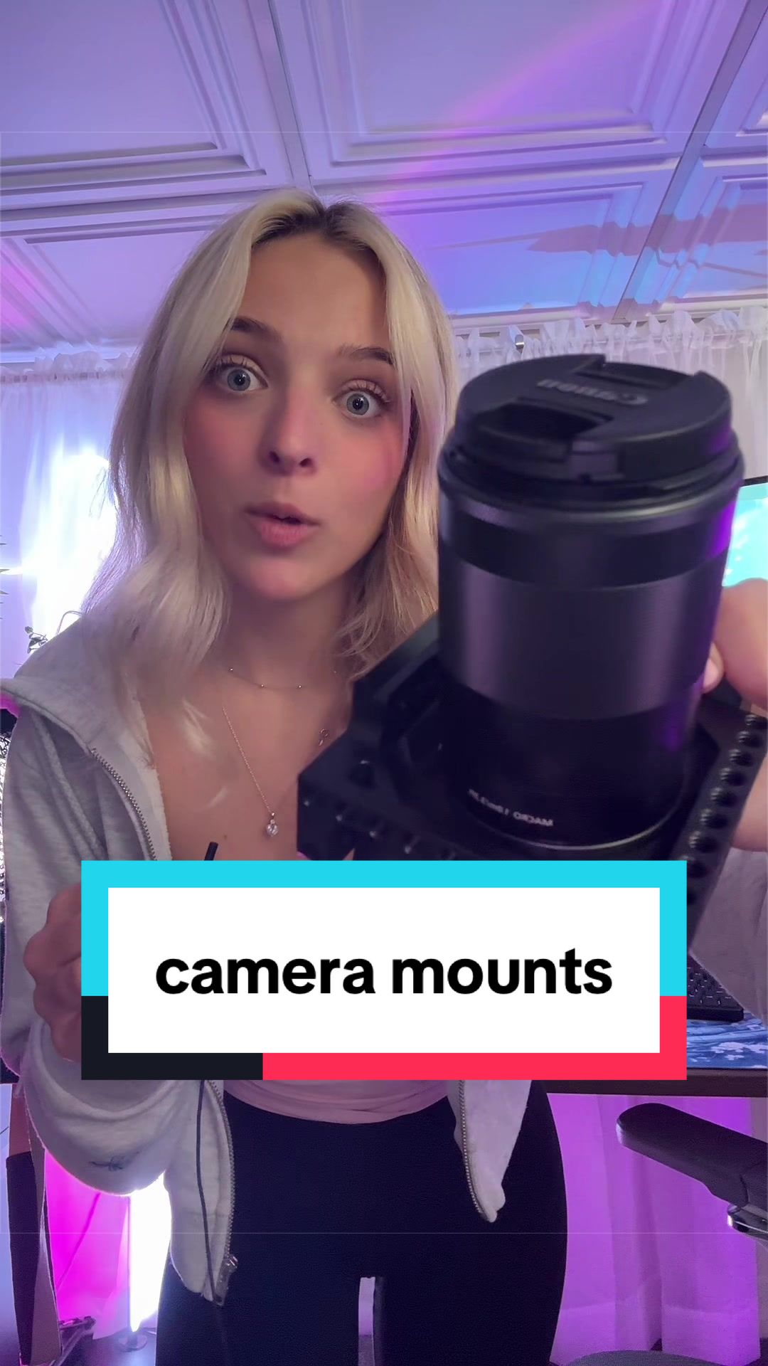 @lindseyszn