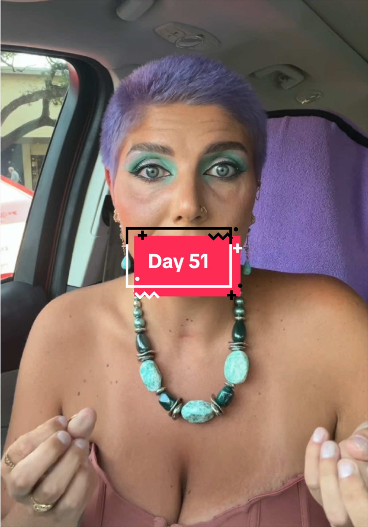 @Lizzie 🔮🎙️🦋
