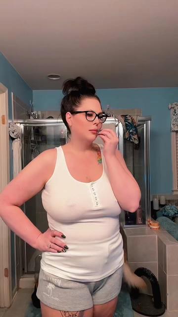 @CurvyCutie2018