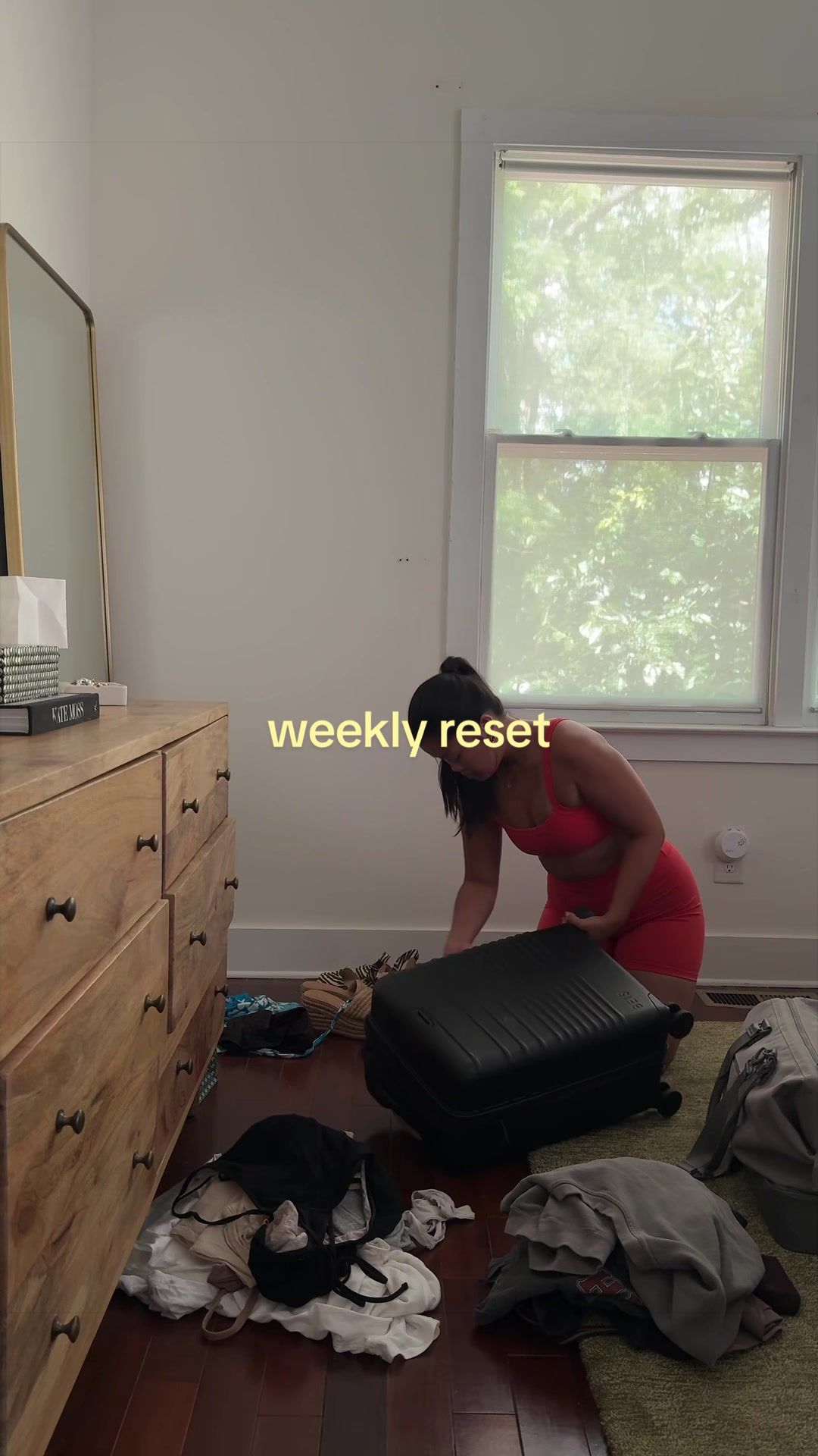 @alysilverio