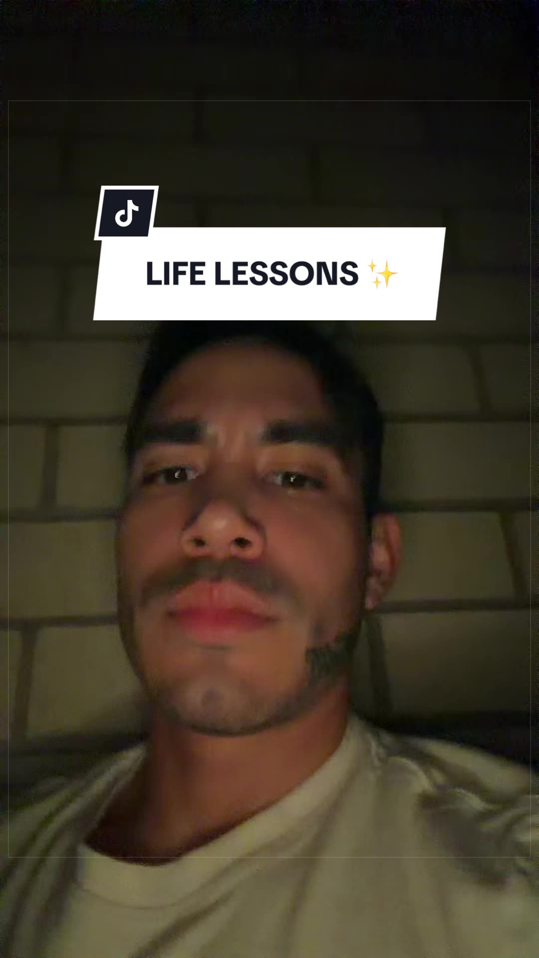@F1ARO