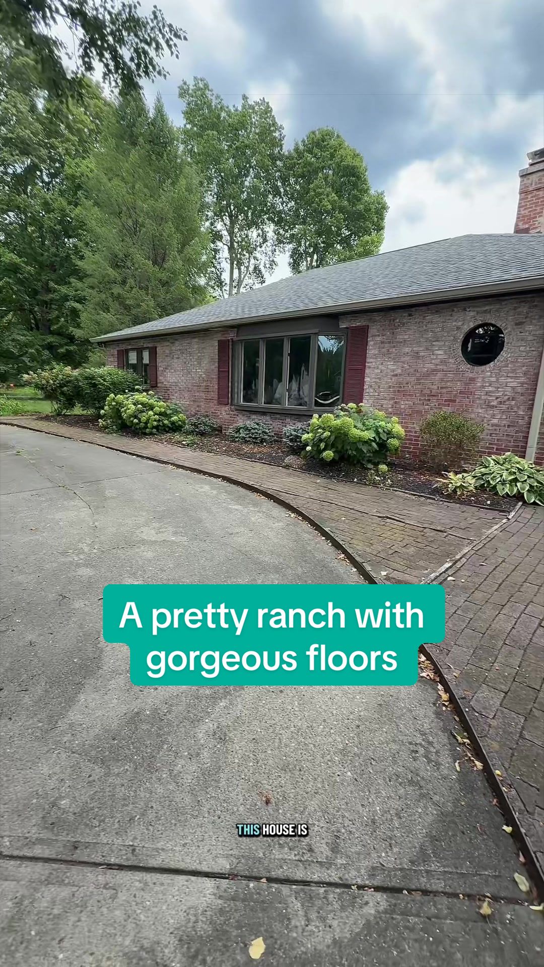 @FindALotToLove. Indy Realtor
