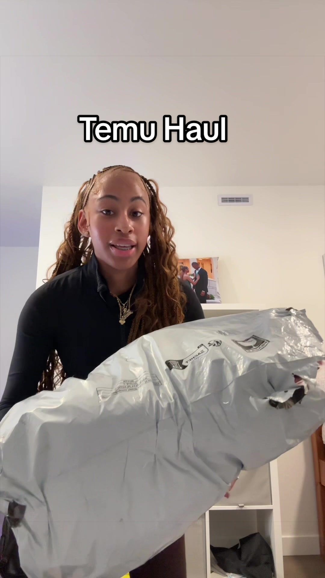 @omgzairaa