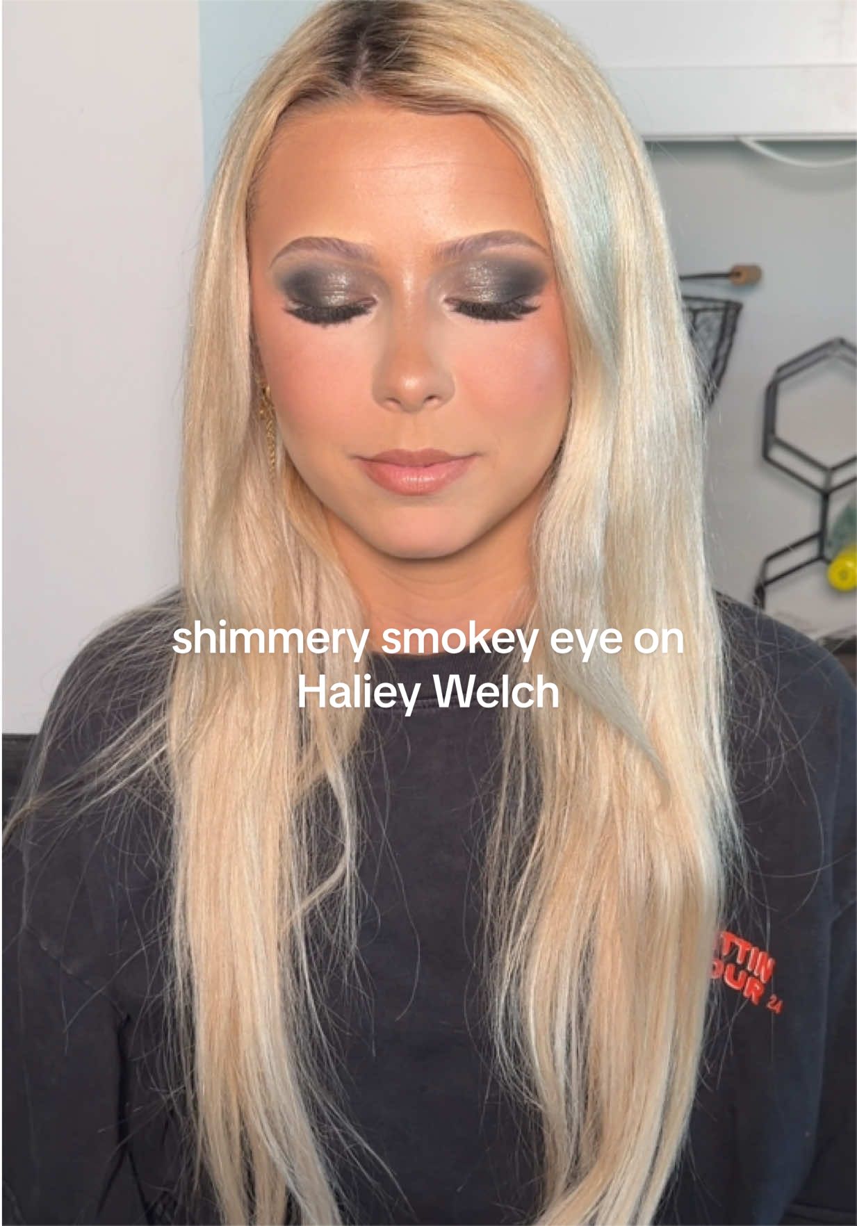 @Makeup by Sav