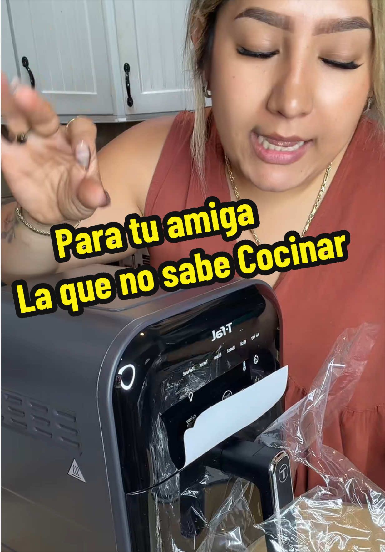 @lupithazzepeda