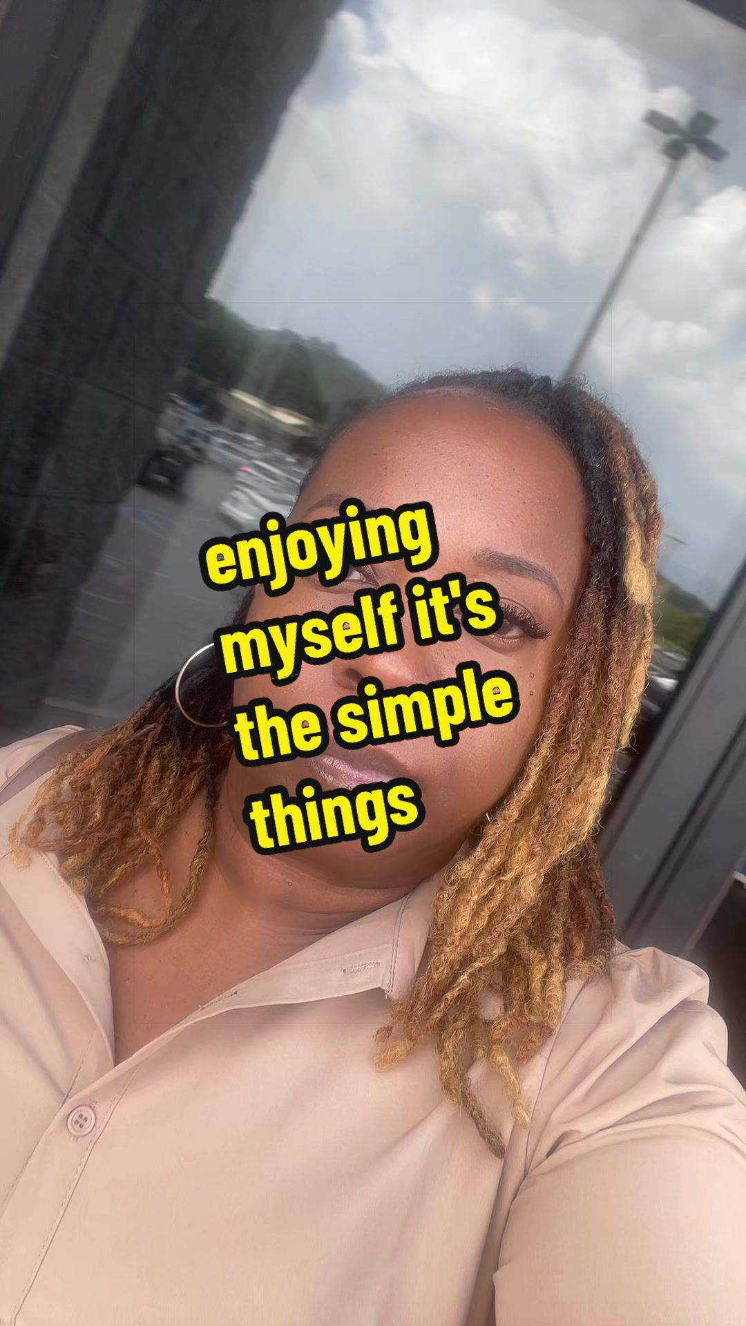 @Sample Queen