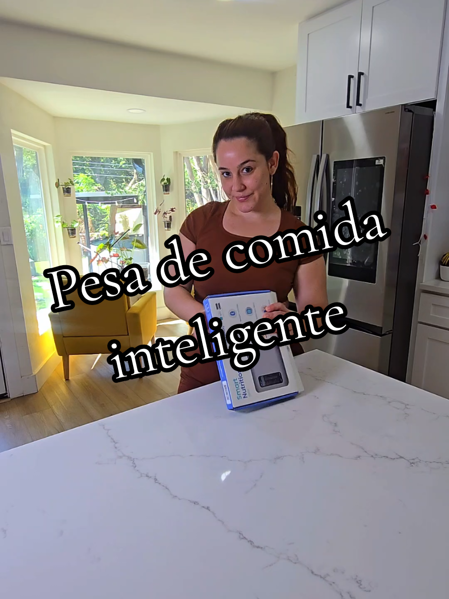@YeinysVibes
