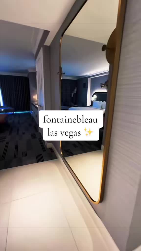 @emily 💯 travel + beauty