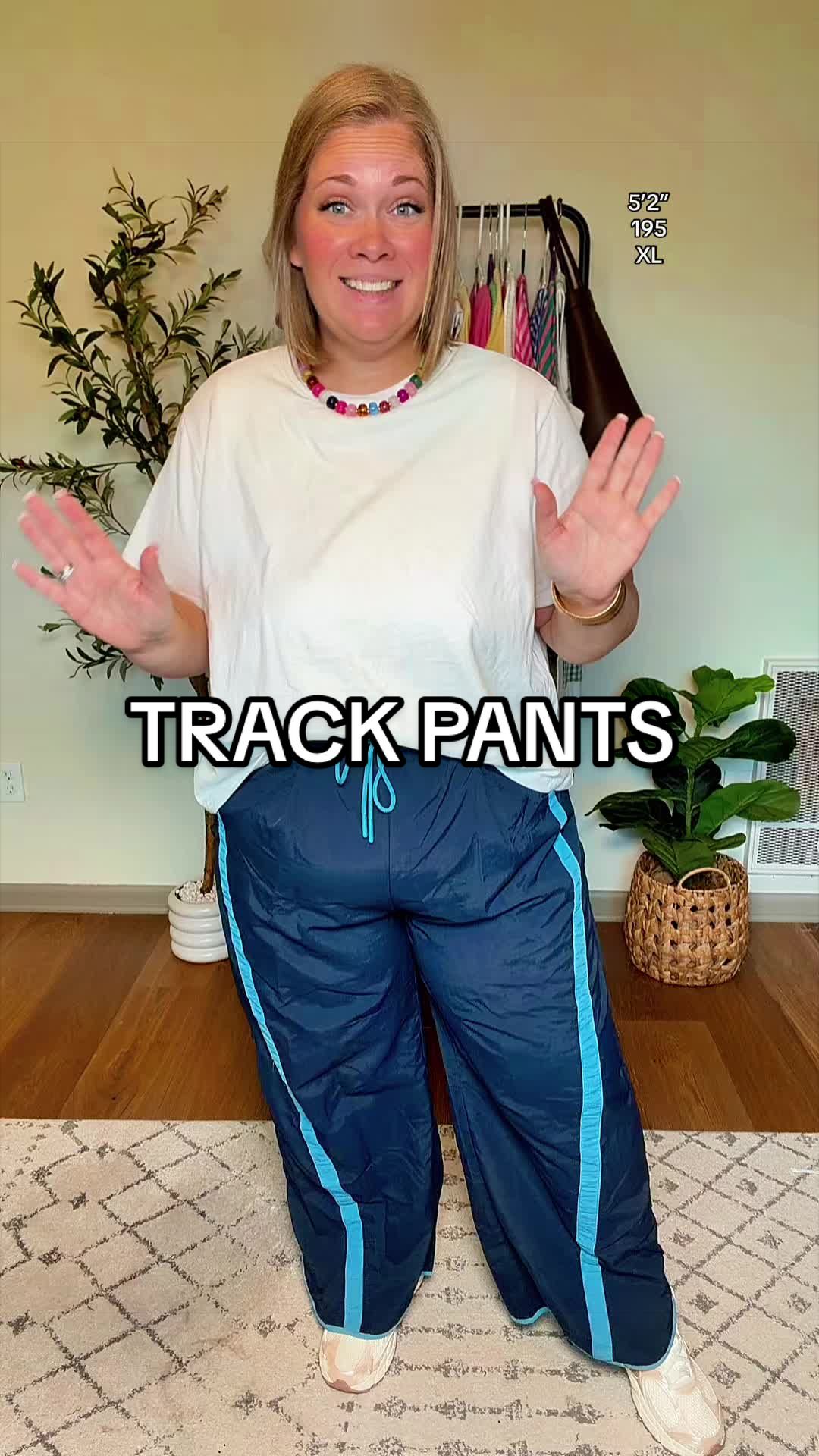 @Carlyn🩷🤟🏻 TTS Mom Fashion