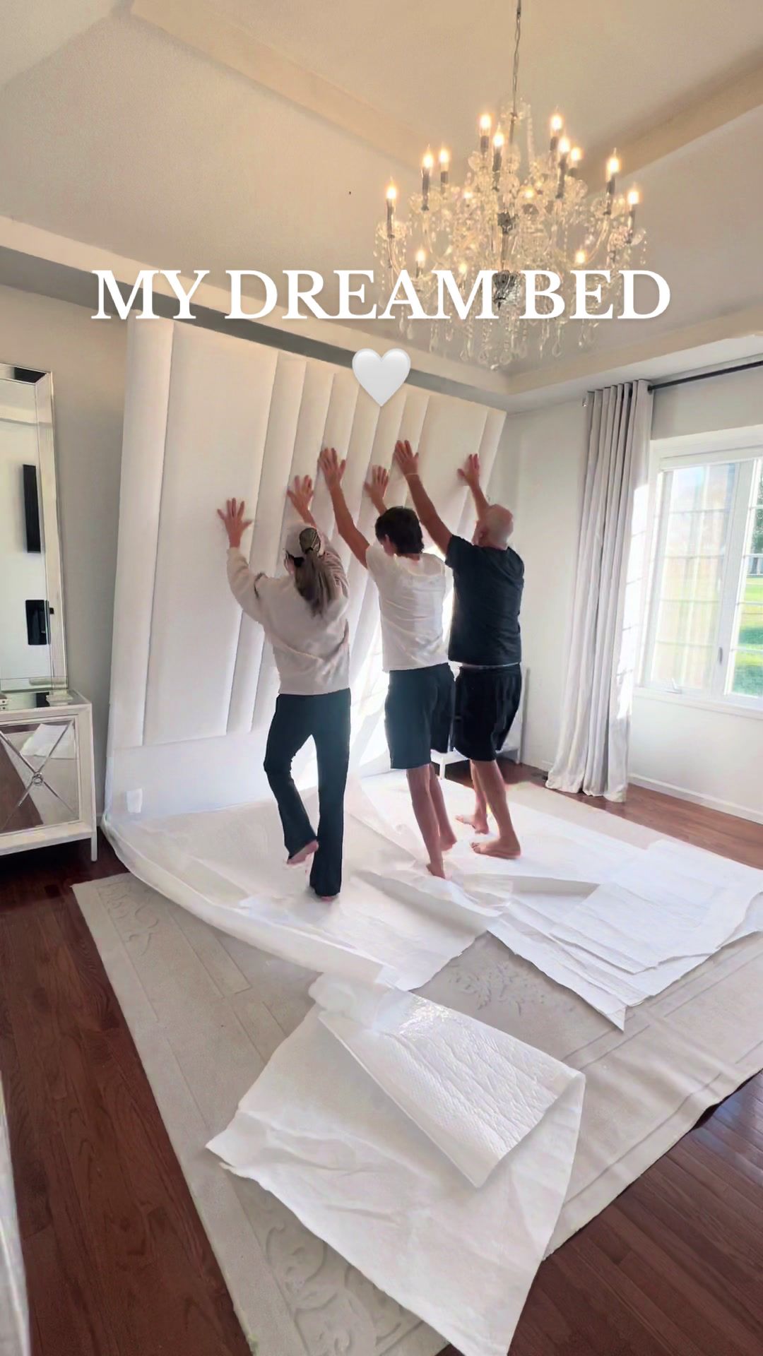 @Gilla Leigh{Interior Designer}