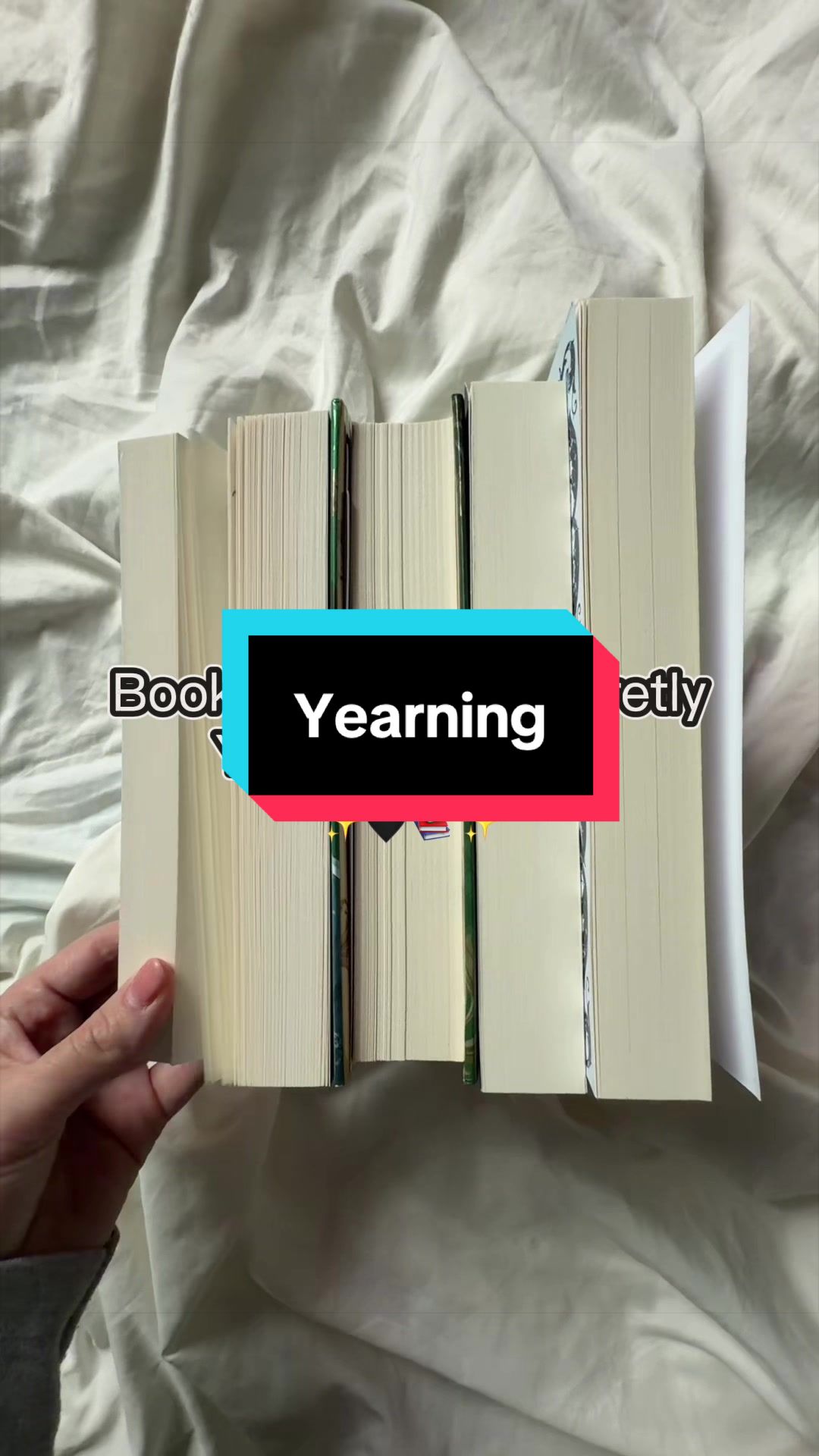 @Ashleigh | Booktok 📖🦋✨