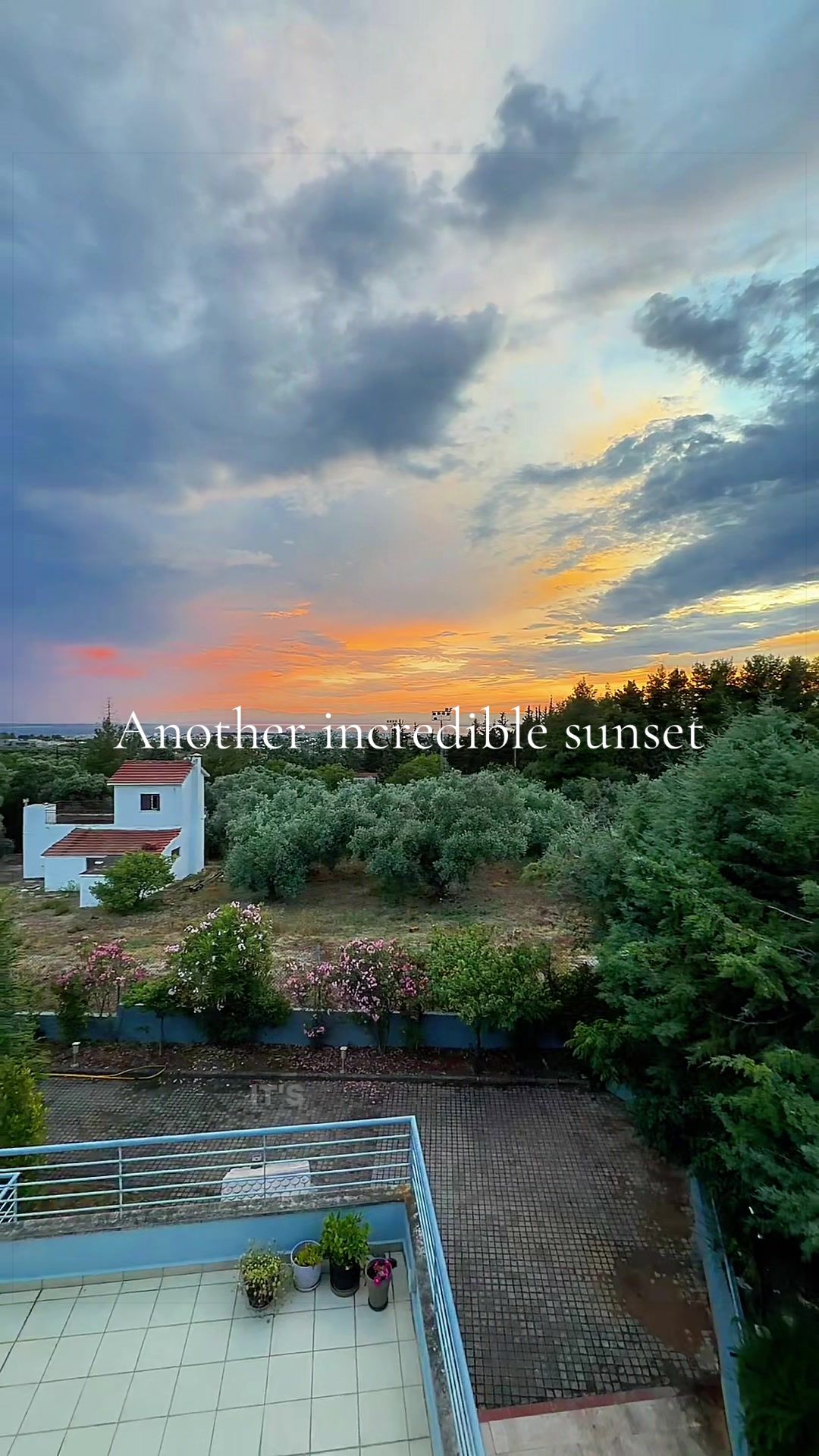 @Whitney 🧿 Your &kappa;&omicron;&nu;έ in Greece