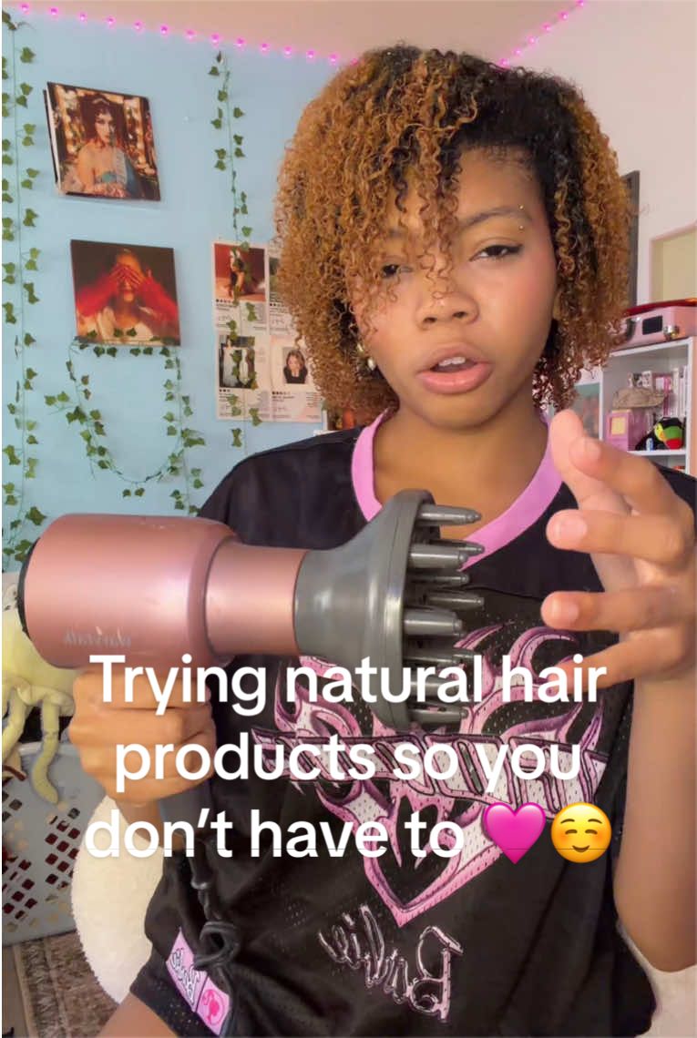 @Lauryn 🌸🐰🐈⬛