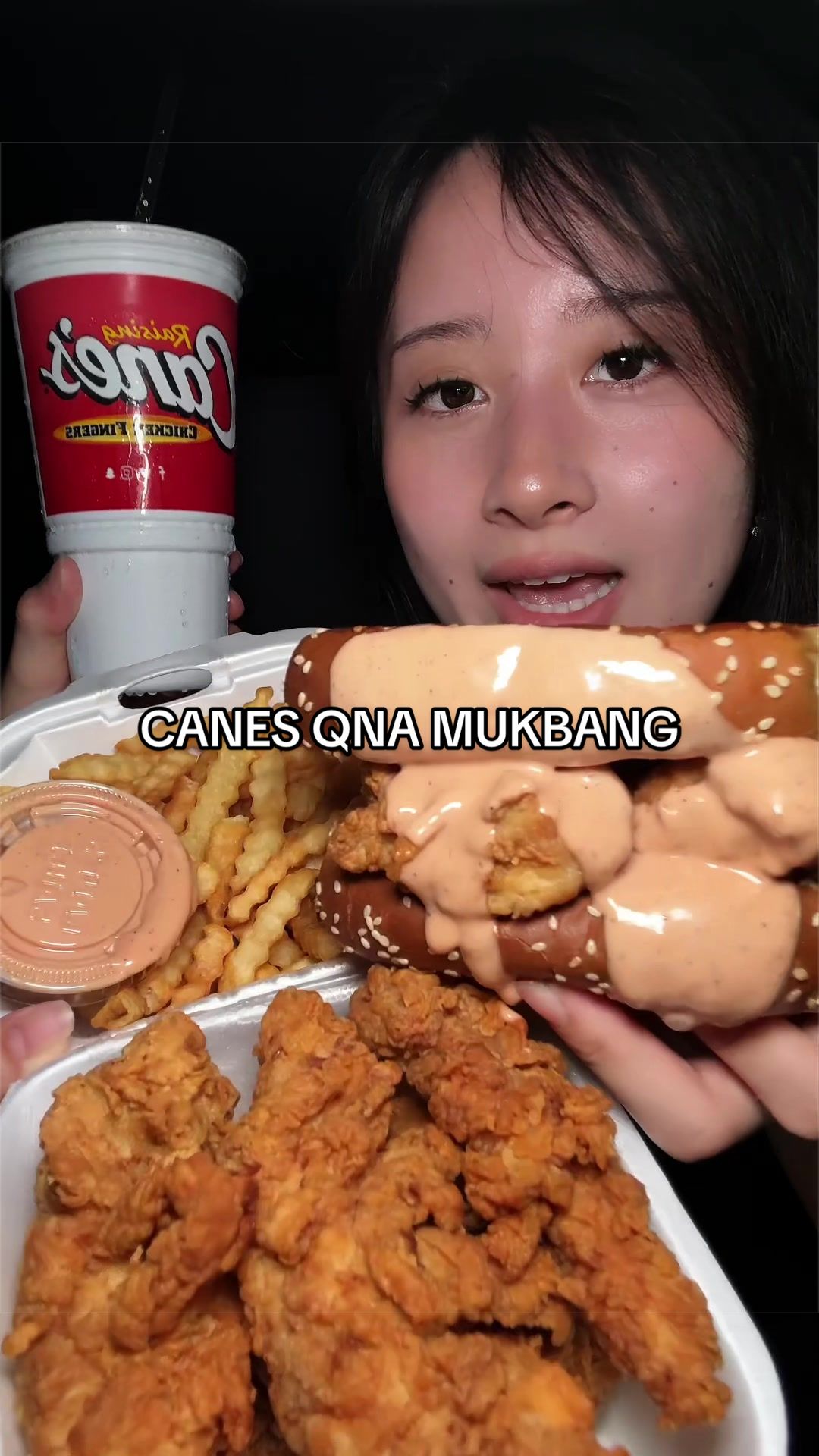 @selenaeats2much