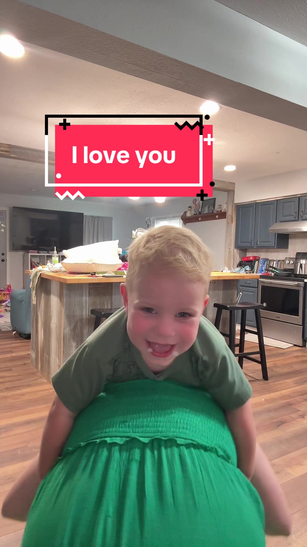 @momlifewithalyssa