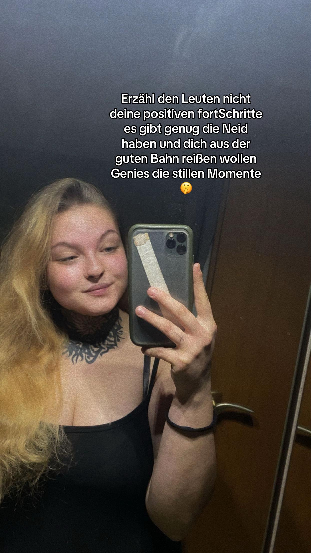 @....
