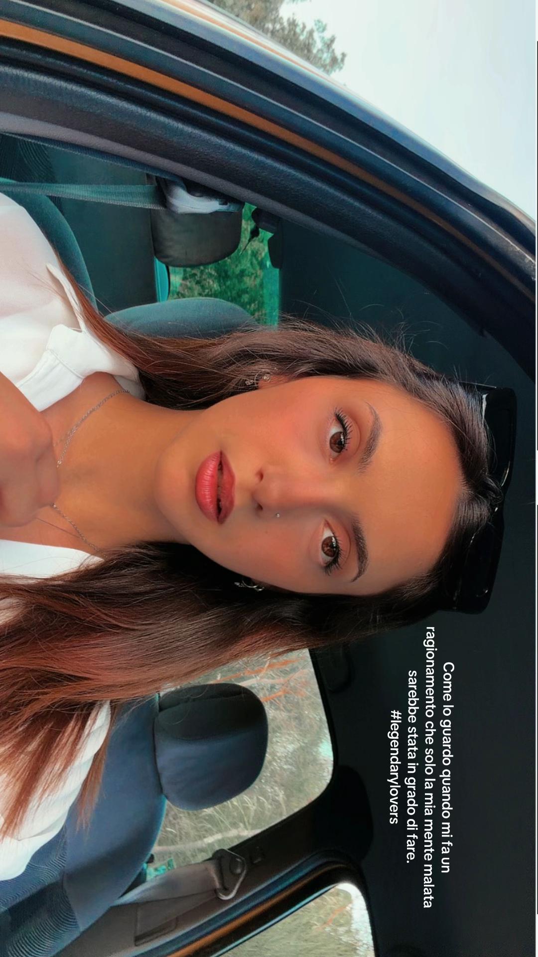 @𝔰𝔦𝔯𝔦𝔞_𝔪𝔞𝔫𝔬𝔩𝔦