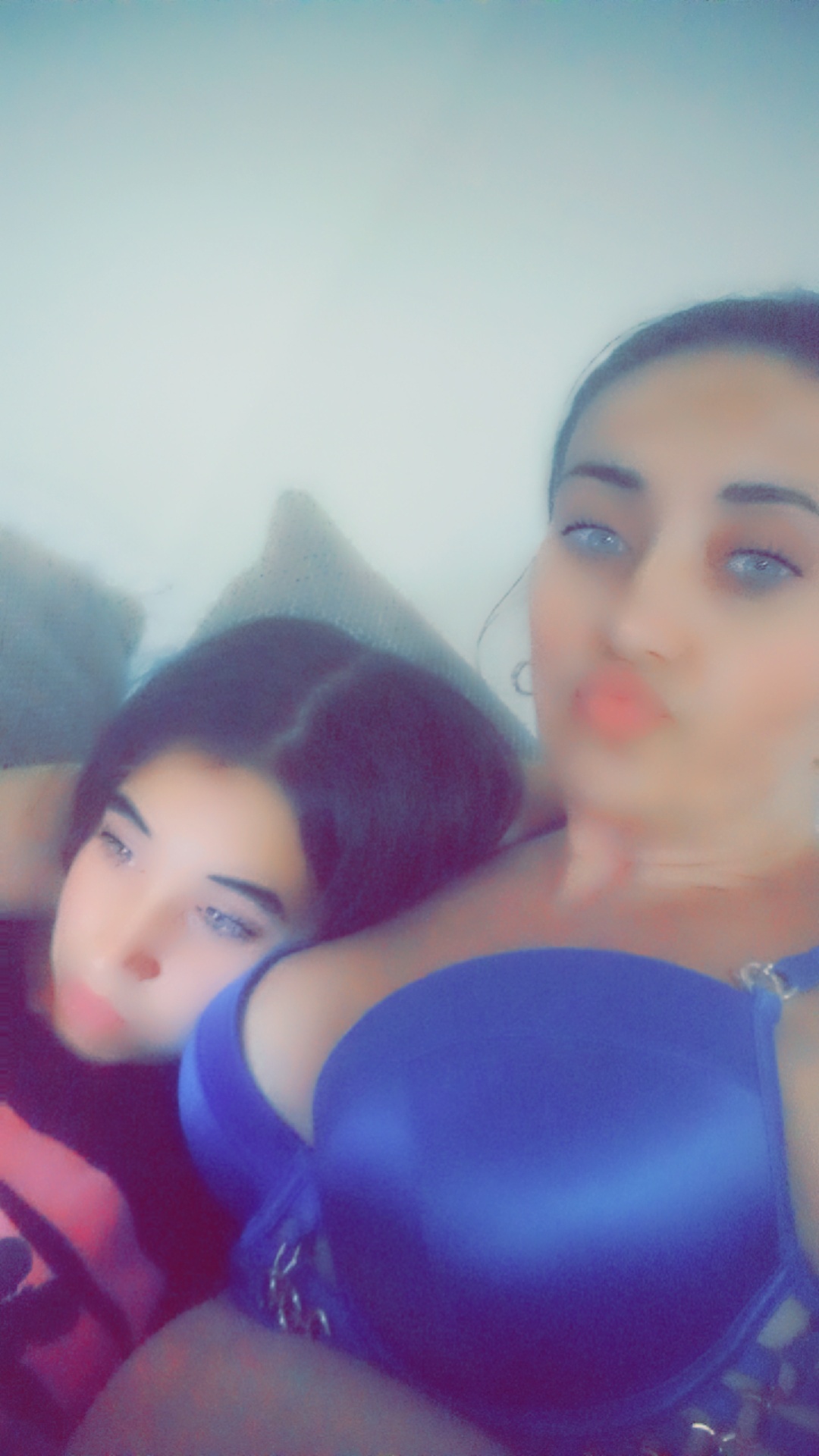 @vereș 🖤 melek 69 💕 👩 69