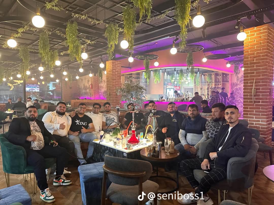 @Resat Boss 💯🖐️