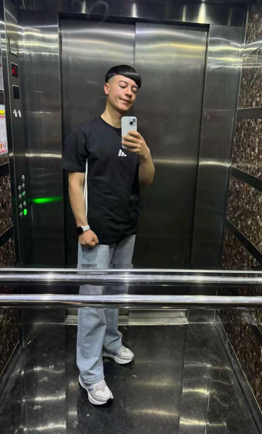 @𝗕 𝗢 𝗥 𝗔 𝗡 🦅