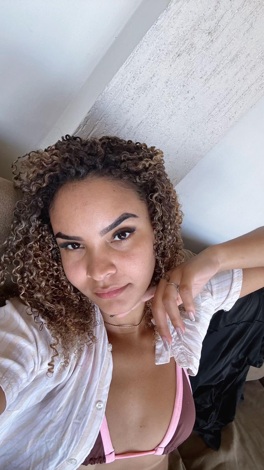@Quelzinha
