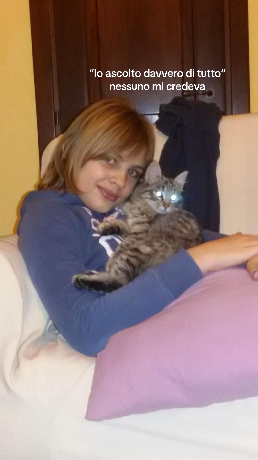 @Franci | Singer