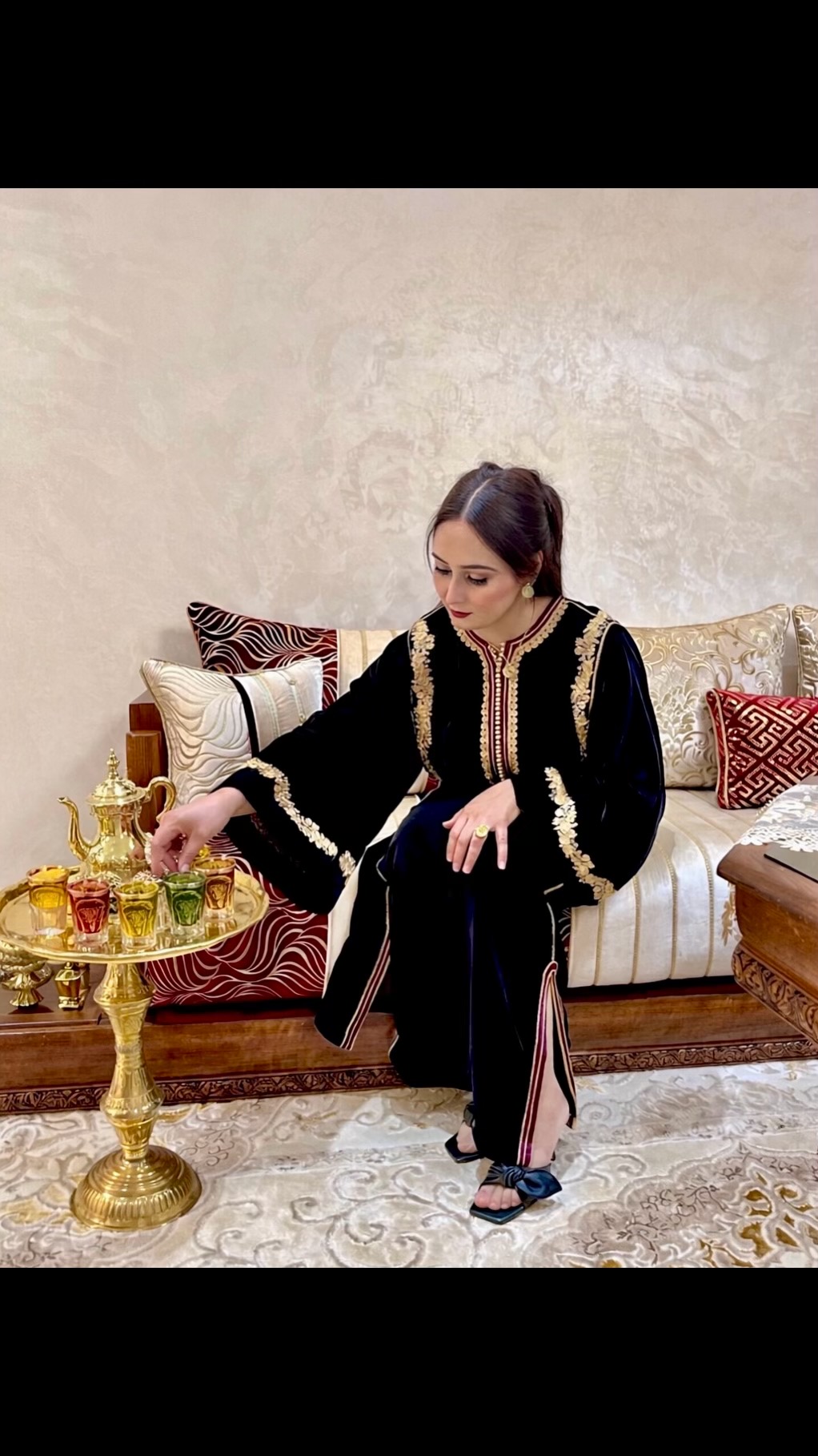 @اسية&ensp;ام&ensp;سادن