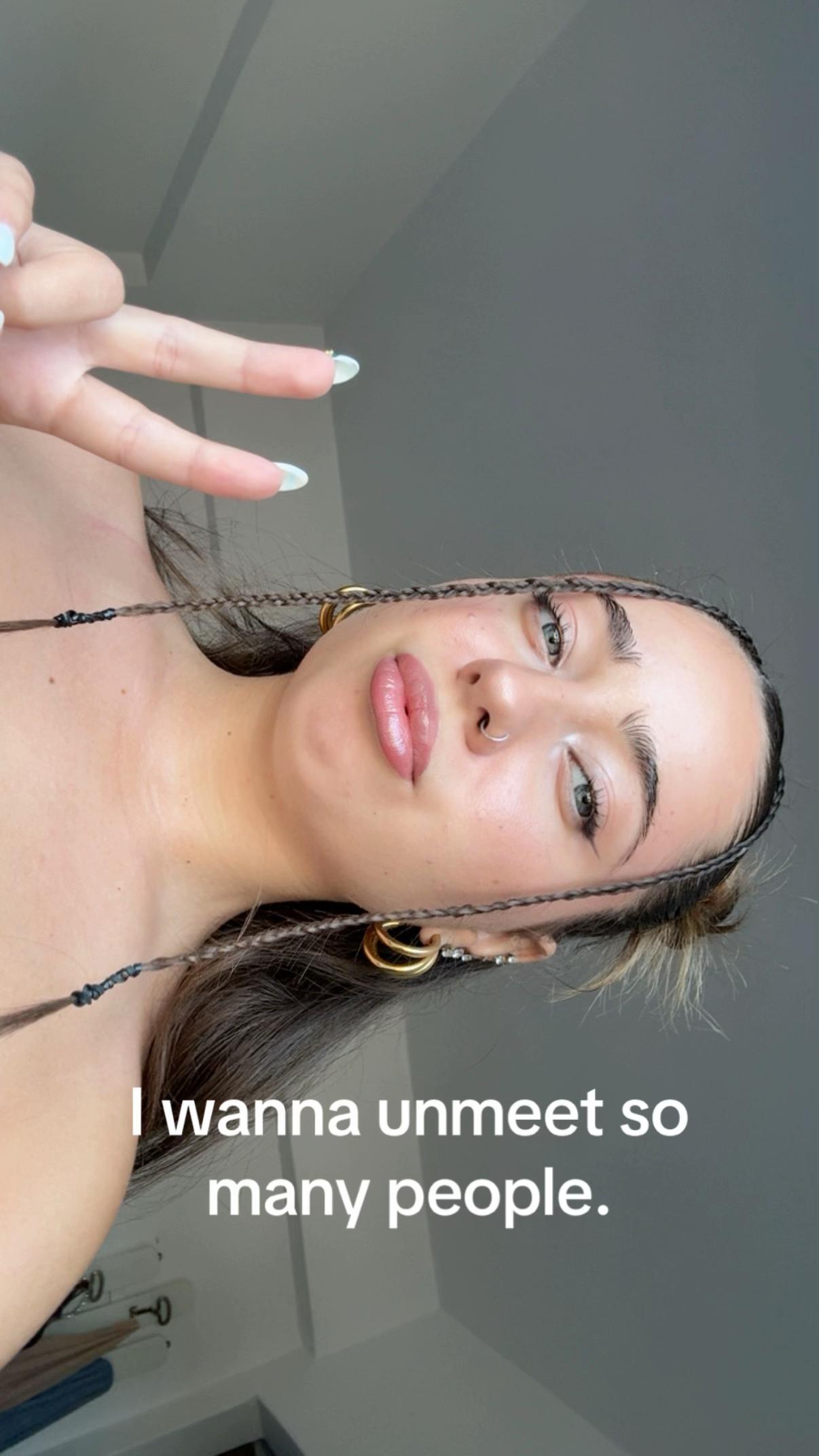 @Despina