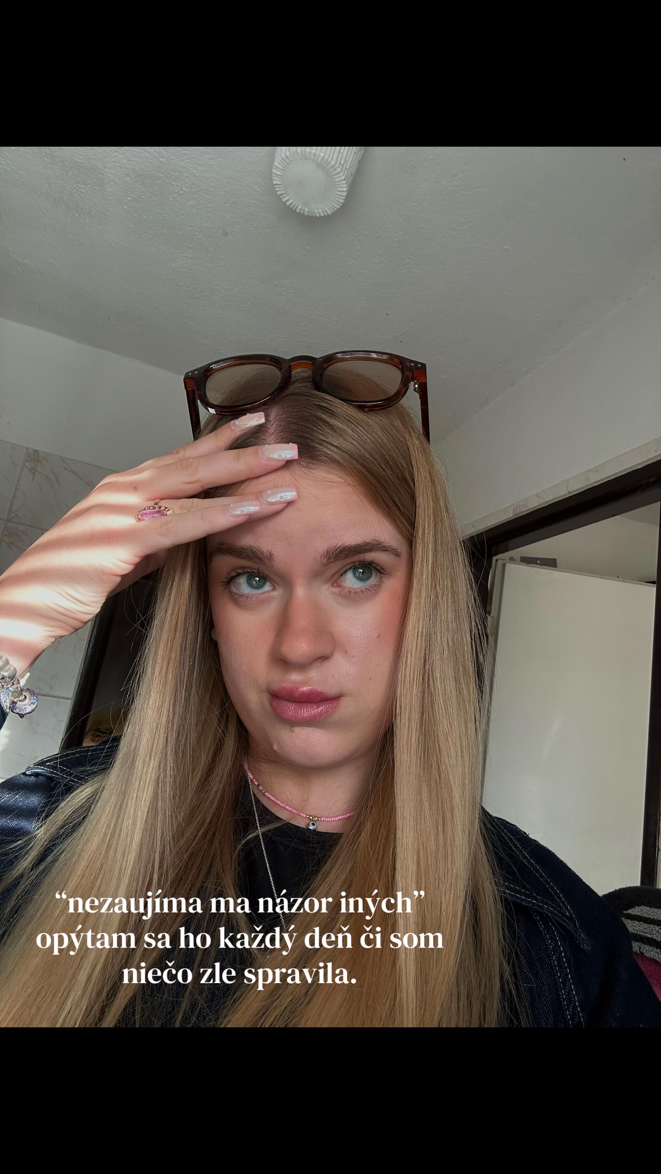 @Džulia🐒