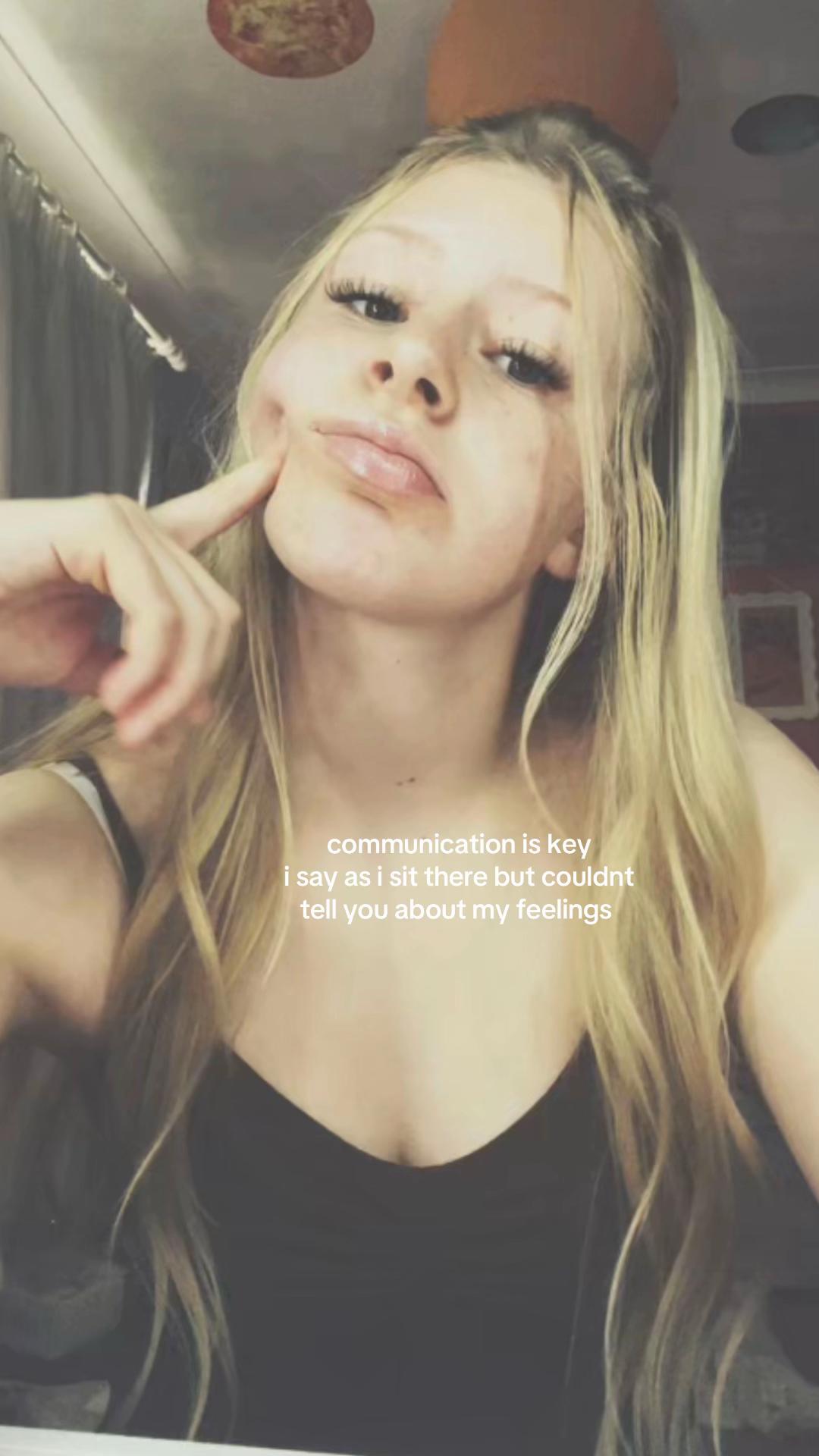 @ℰ
