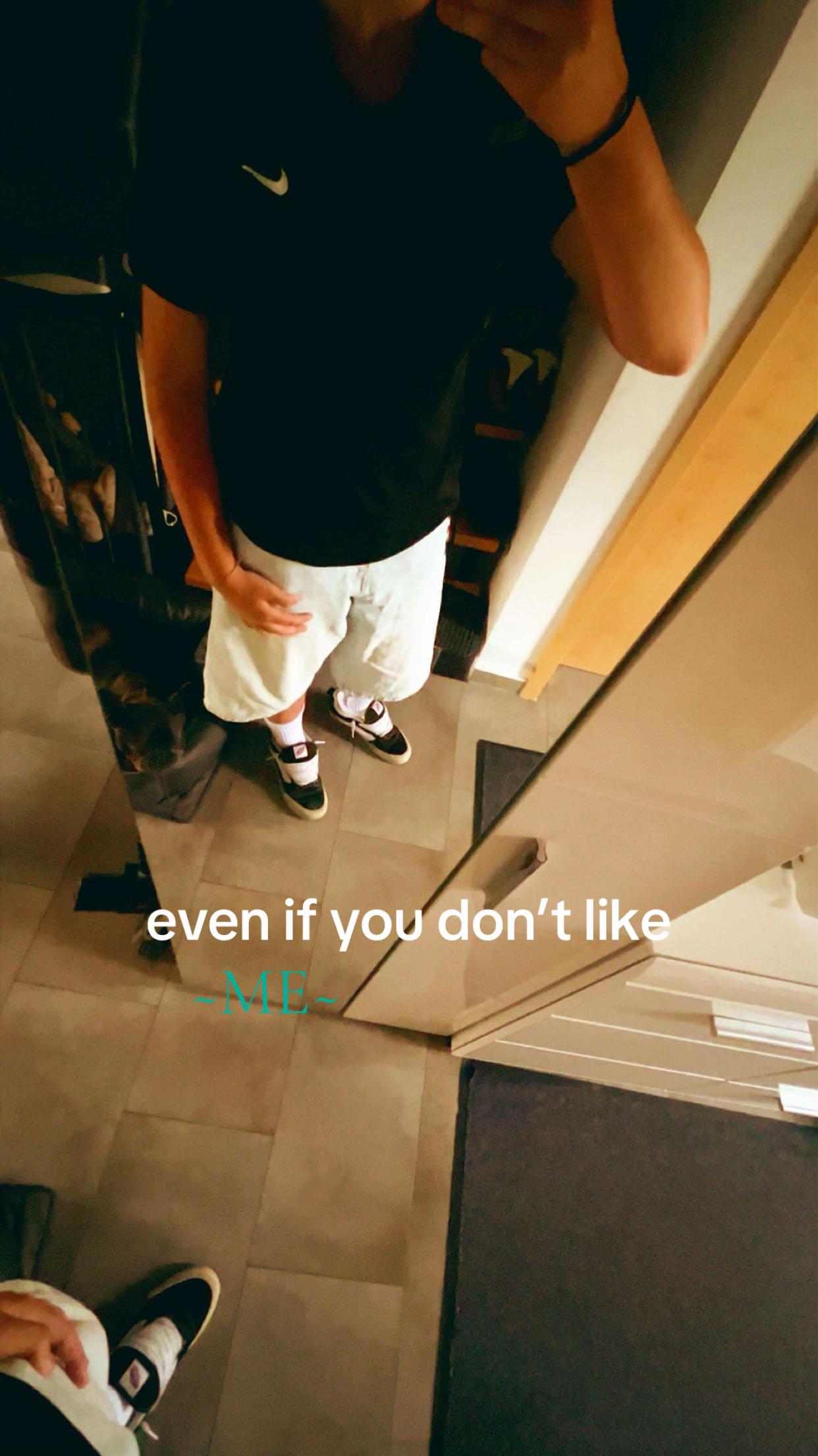 @𝐥𝐮𝐧𝐚.𝟕’
