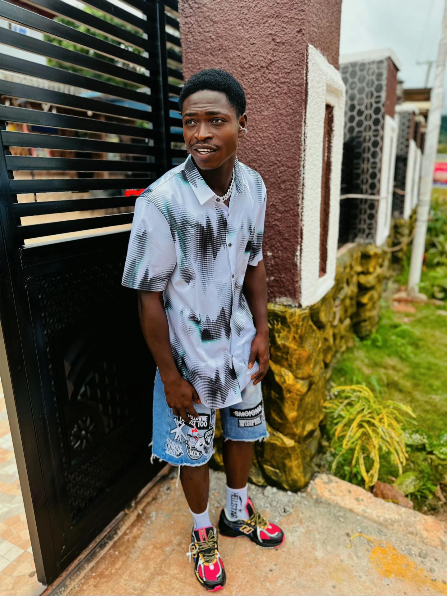 @Daakye Hene Nharhna Yhaw