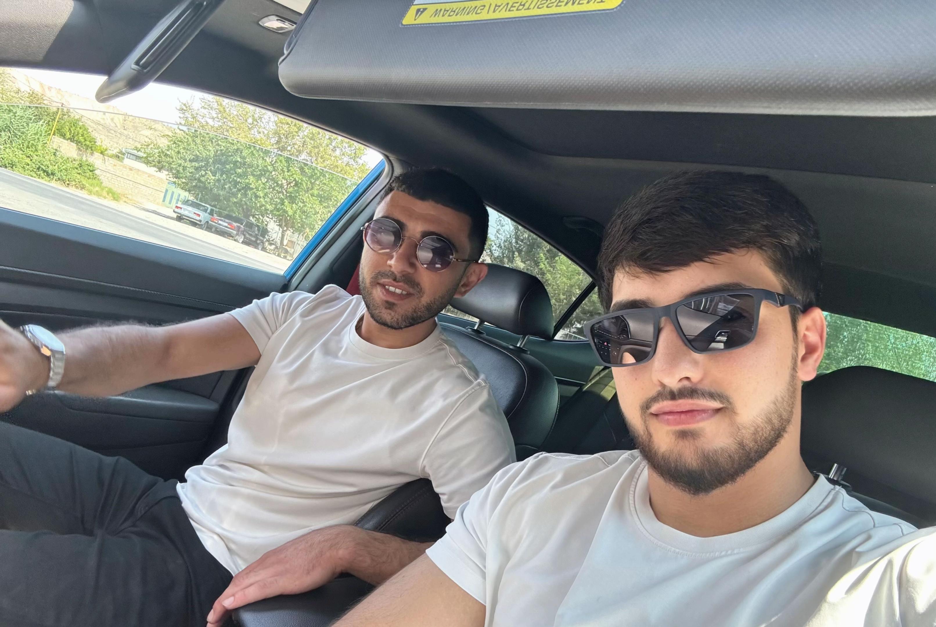 @RR😎