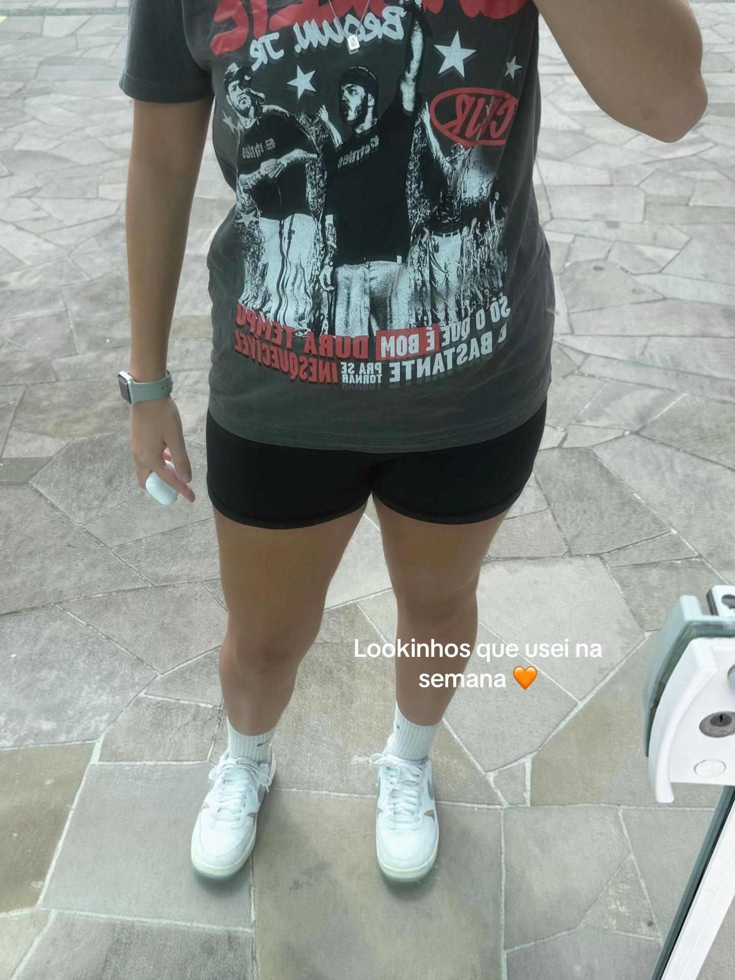 @Anita_velloso