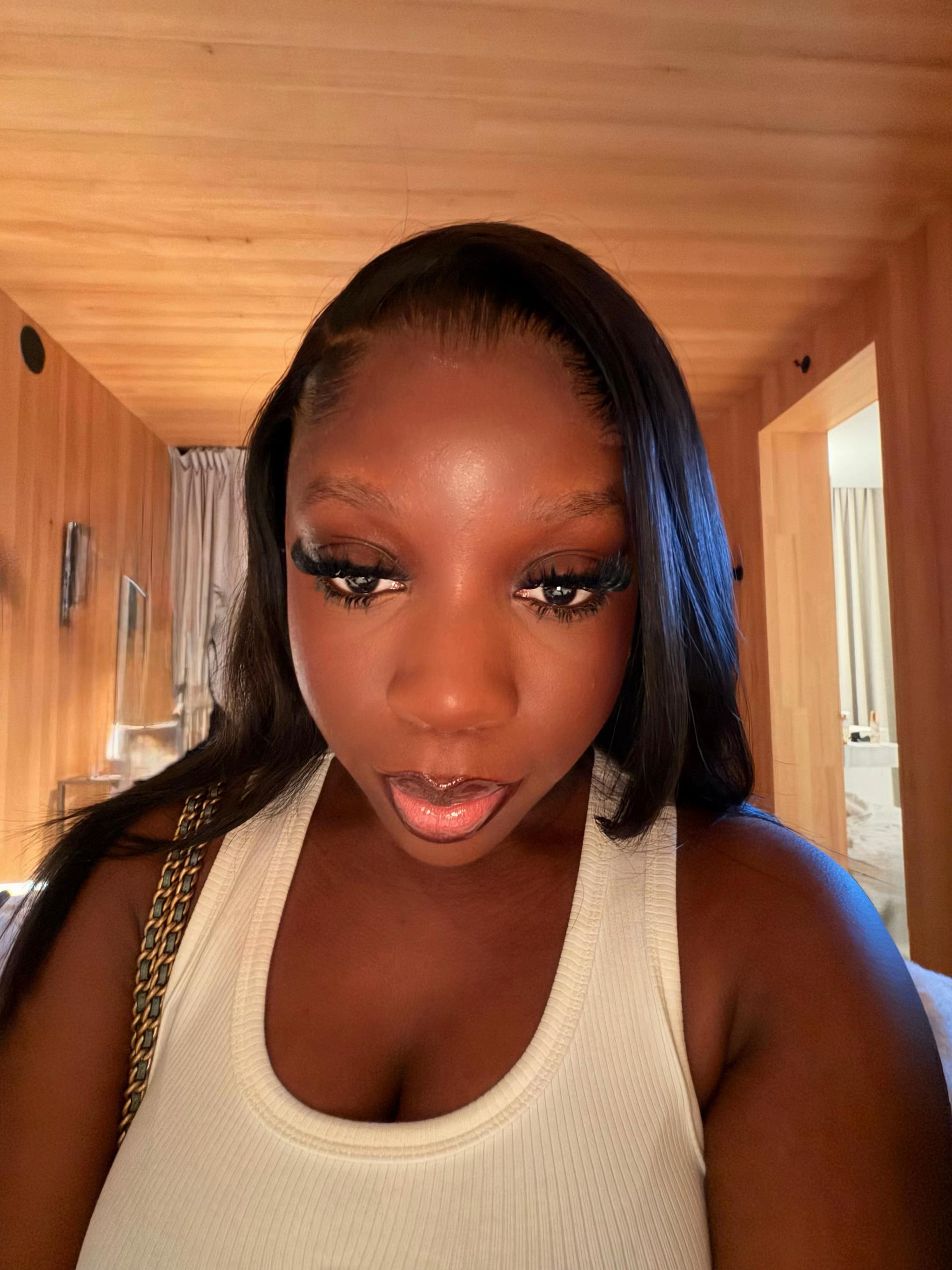 @dionne