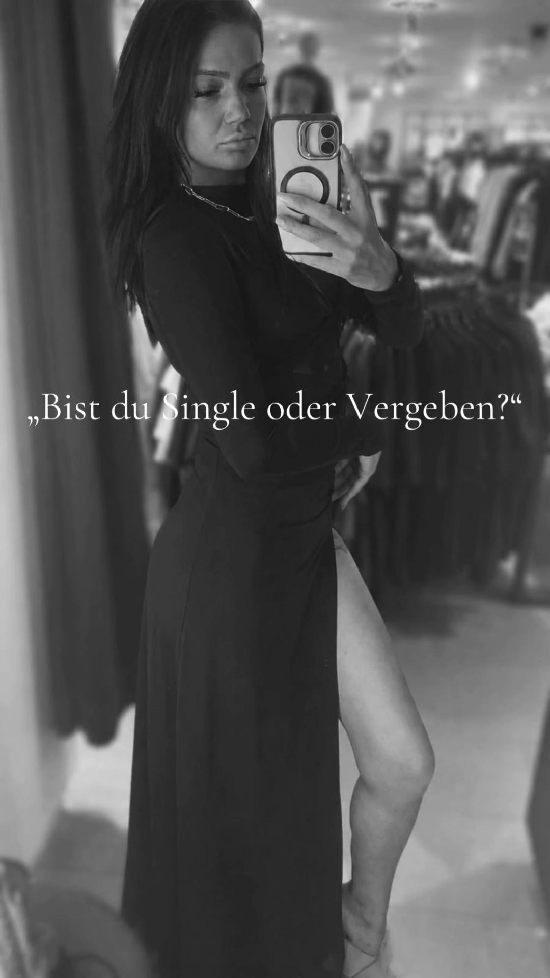 @LawriLou